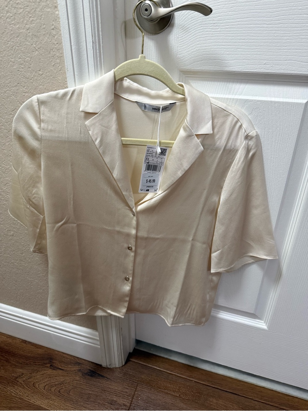 Mango Cream Short-Sleeve Button-Front Blouse
